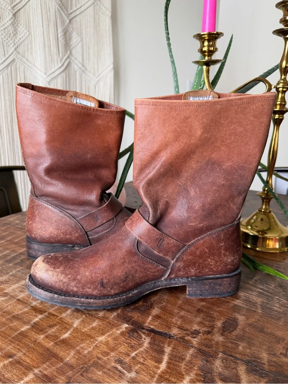 Frye Stonewashed Cognac Ombré Distressed Leather Moto Engineer Boots 8.5 - Picture 10 of 16